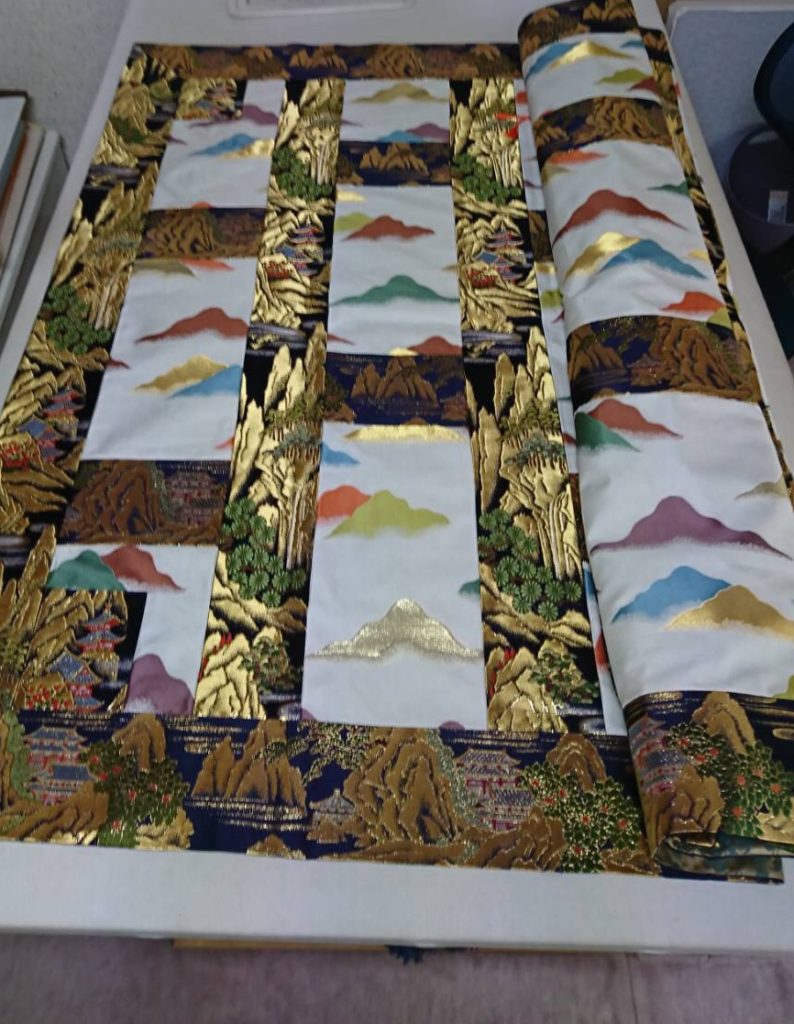 七條袈裟　遠山